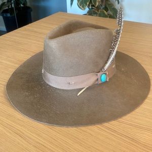 Lovely Bird Hat - size Medium